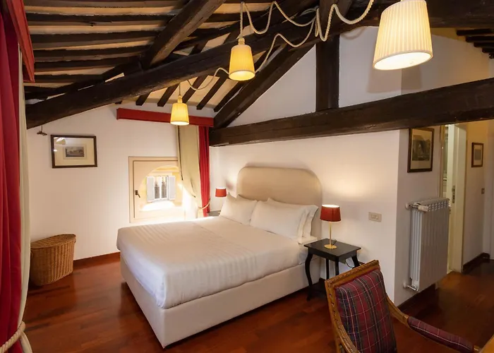 Pantheon Rondanini Luxury Penthouse